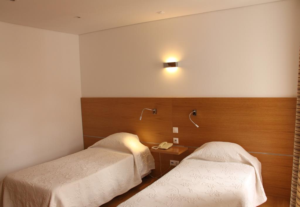 Hotel Zenite Ангра-ду-Эроижму Экстерьер фото